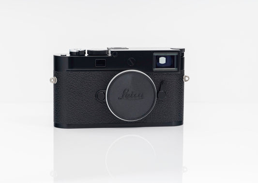 Leica M11 60.3MP Digital Rangefinder Camera Glossy Black Paint #20230 - Open Box