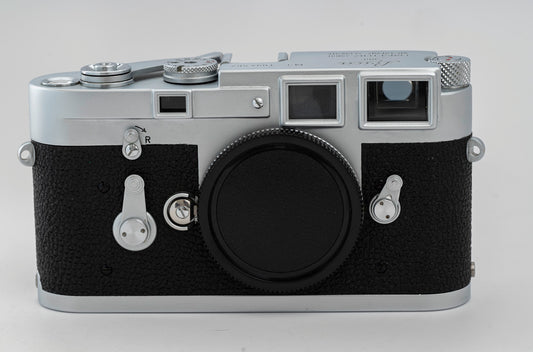 Leica M3 Single Stroke Rangefinder Camera (Silver- Chrome) (Used)